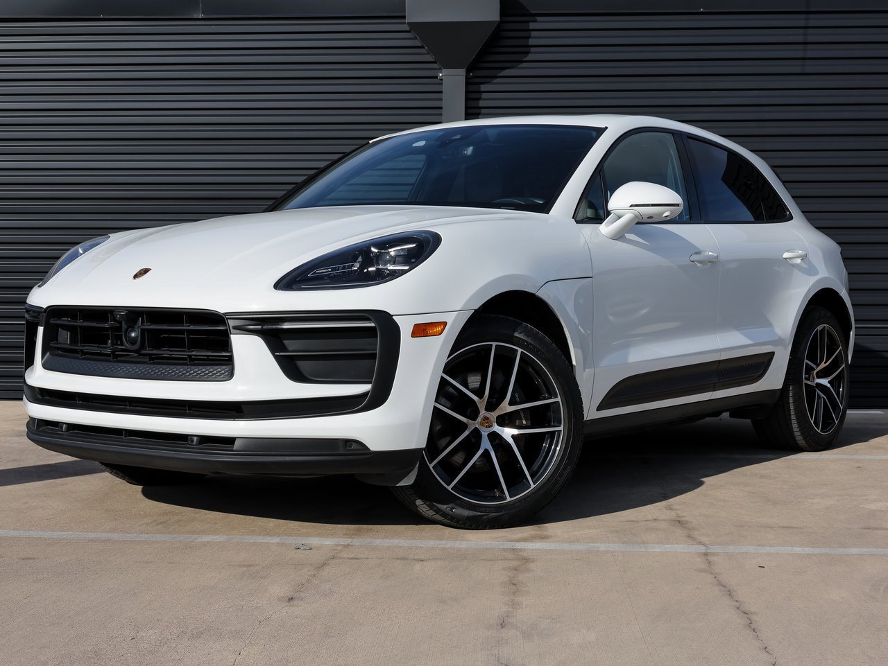 Certified 2023 Porsche Macan