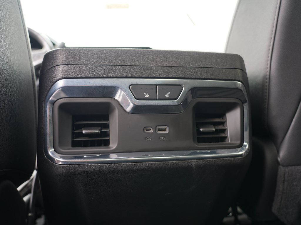 Certified 2024 Chevrolet Silverado 3500 High Country w/ High Country Premium Package AWD/4WD image 27