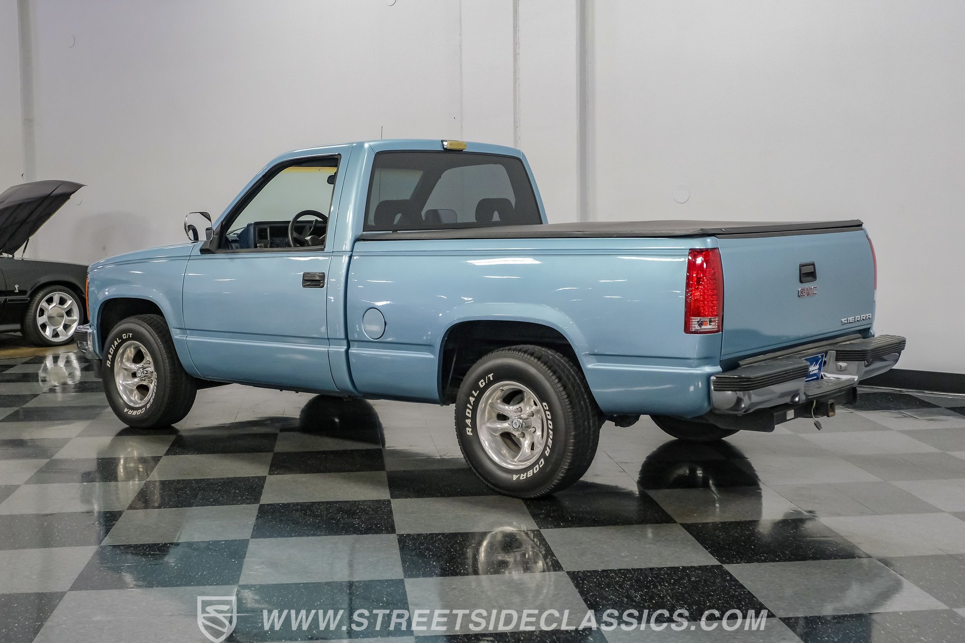 Used 1992 GMC Sierra 1500 2WD Regular Cab image 8