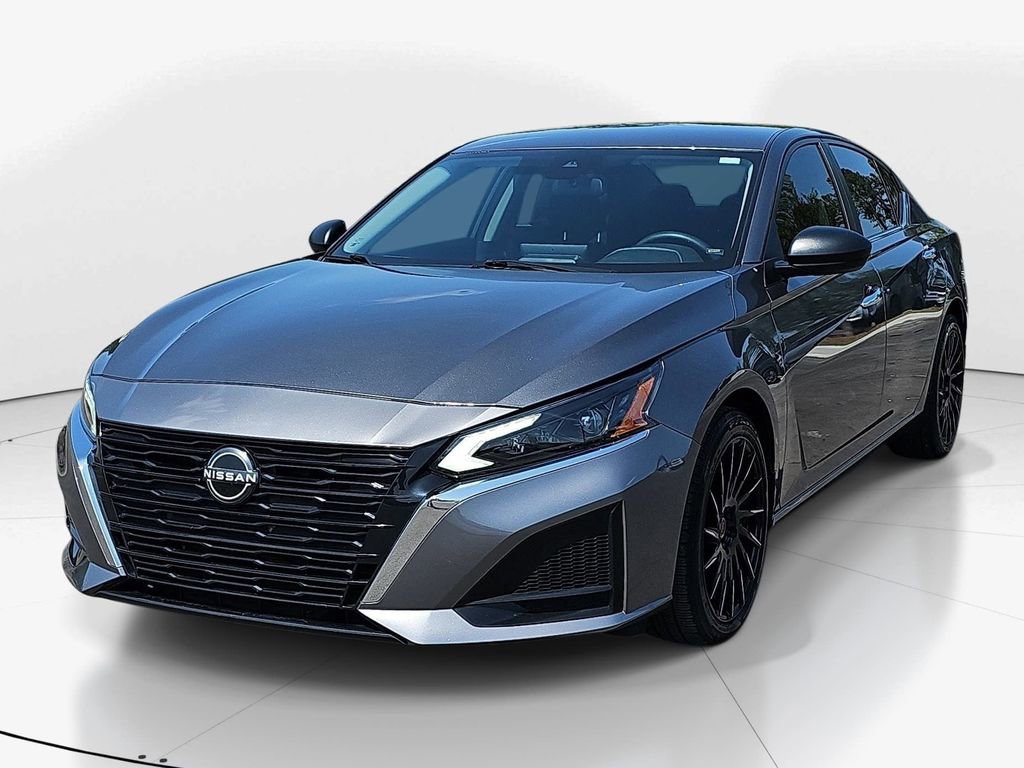 Used 2024 Nissan Altima 2.5 S image 10