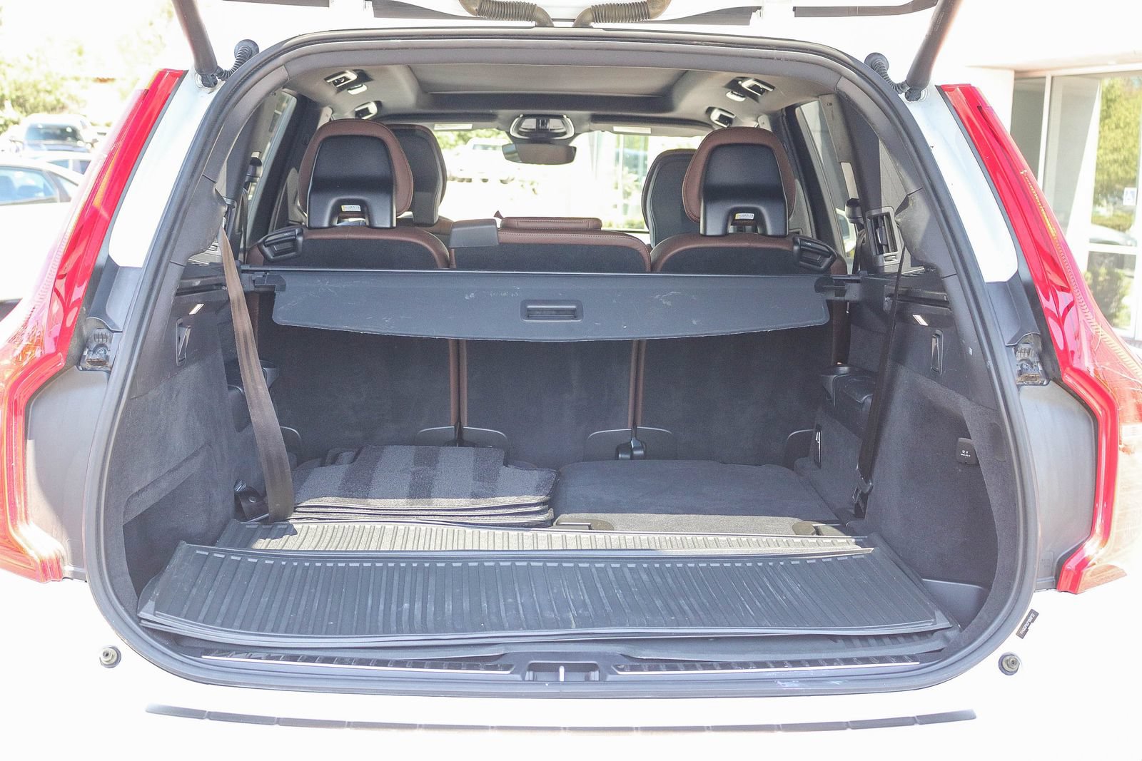 Used 2023 Volvo XC90 B6 Plus w/ Protection Package Premier AWD/4WD image 30