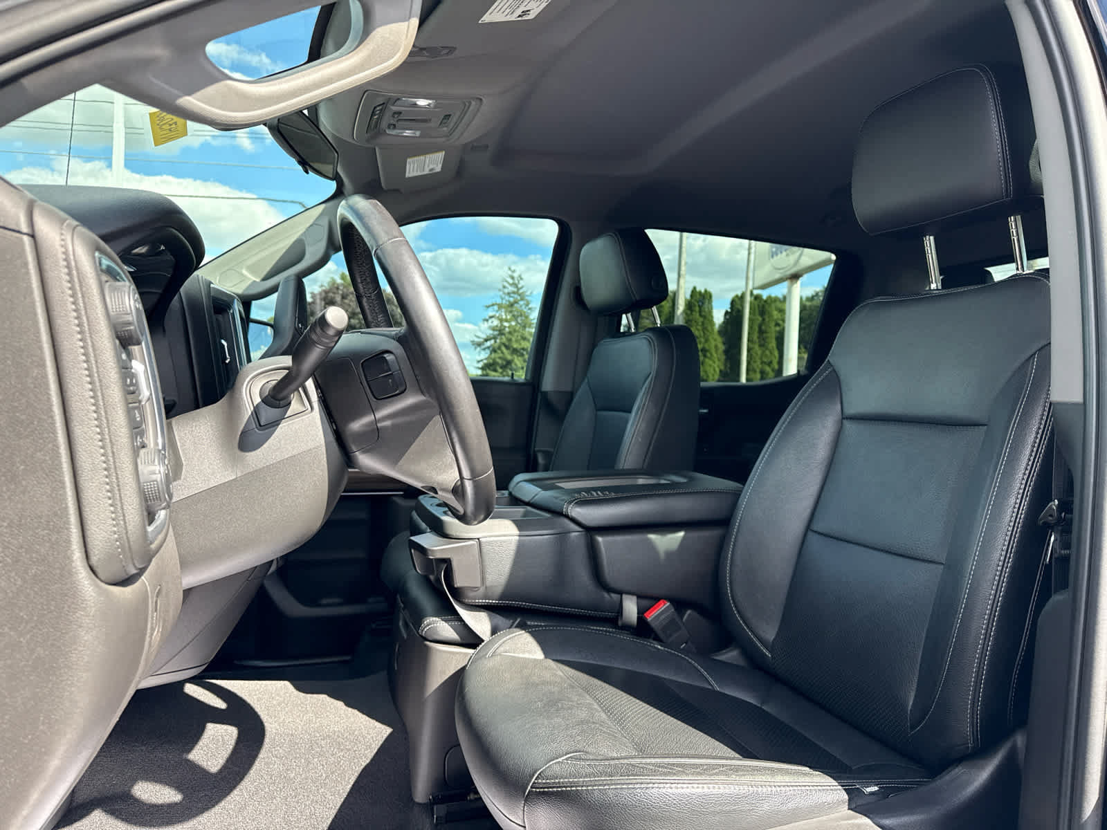 Certified 2020 Chevrolet Silverado 1500 LT w/ Texas Edition AWD/4WD image 11