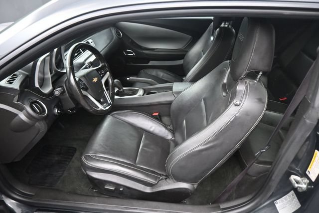 Used 2013 Chevrolet Camaro SS RWD image 18