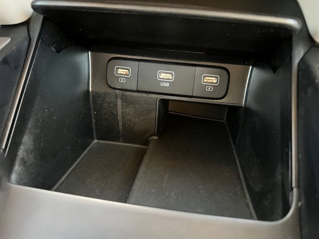 Certified 2022 Kia Sorento S image 21