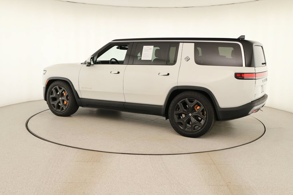 Used 2024 Rivian R1S Adventure AWD/4WD image 3