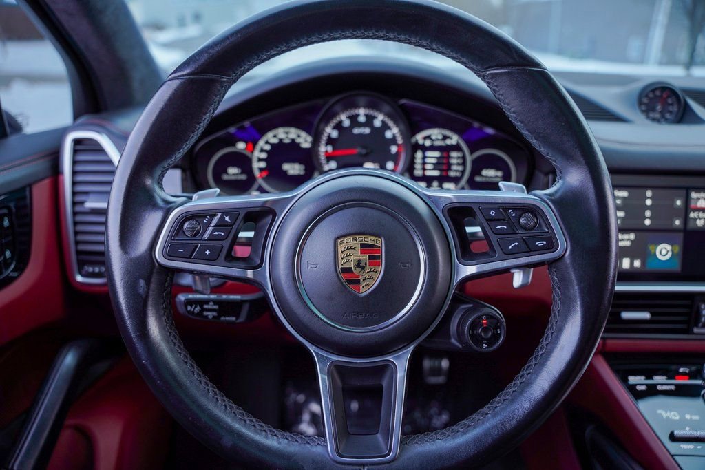 Used 2021 Porsche Cayenne GTS image 25