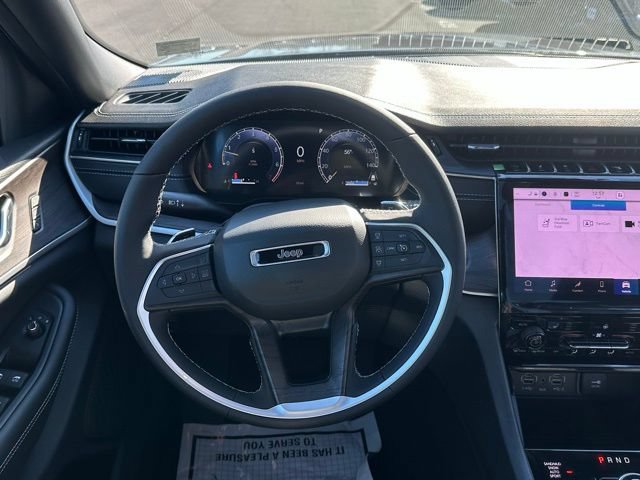 New 2025 Jeep Grand Cherokee L Limited AWD/4WD image 19