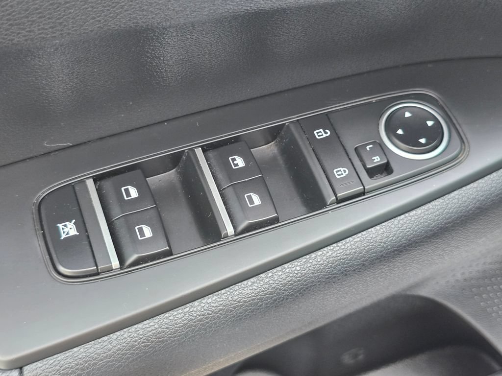 Used 2024 Kia Forte LXS w/ LXS Technology Package FWD image 16
