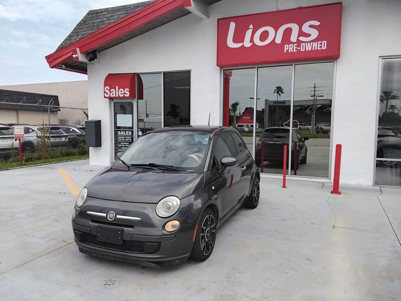 Used 2015 FIAT 500 Pop FWD image 11