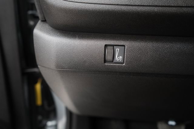 Used 2025 Chevrolet Colorado W/T image 21