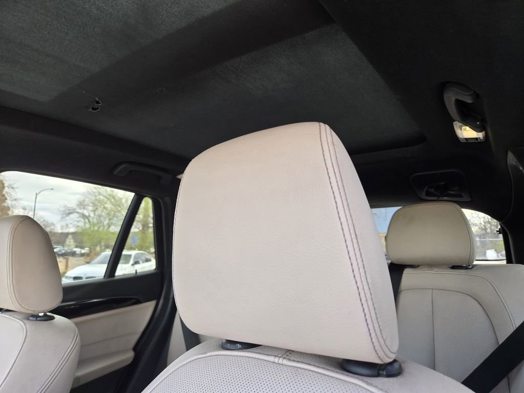 Used 2020 BMW X1 xDrive28i w/ Premium Package image 16