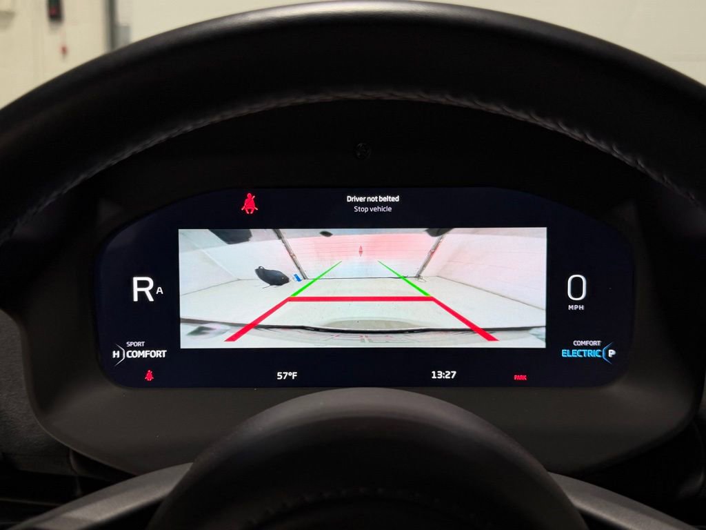 Used 2023 McLaren Artura image 40