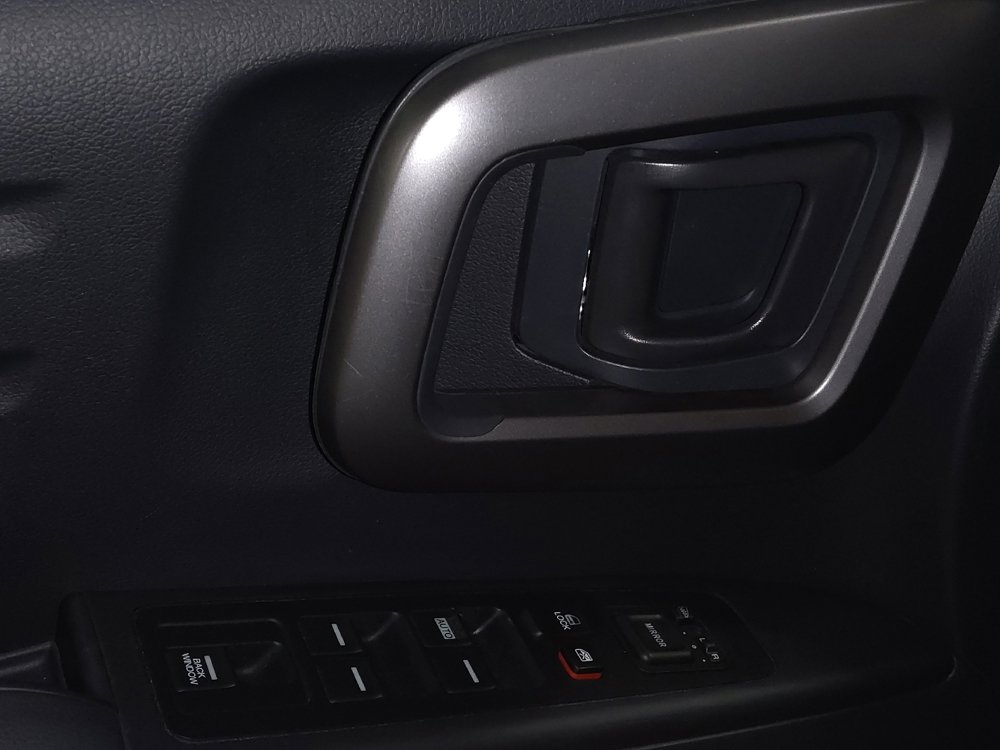 Used 2014 Honda Ridgeline SE image 27