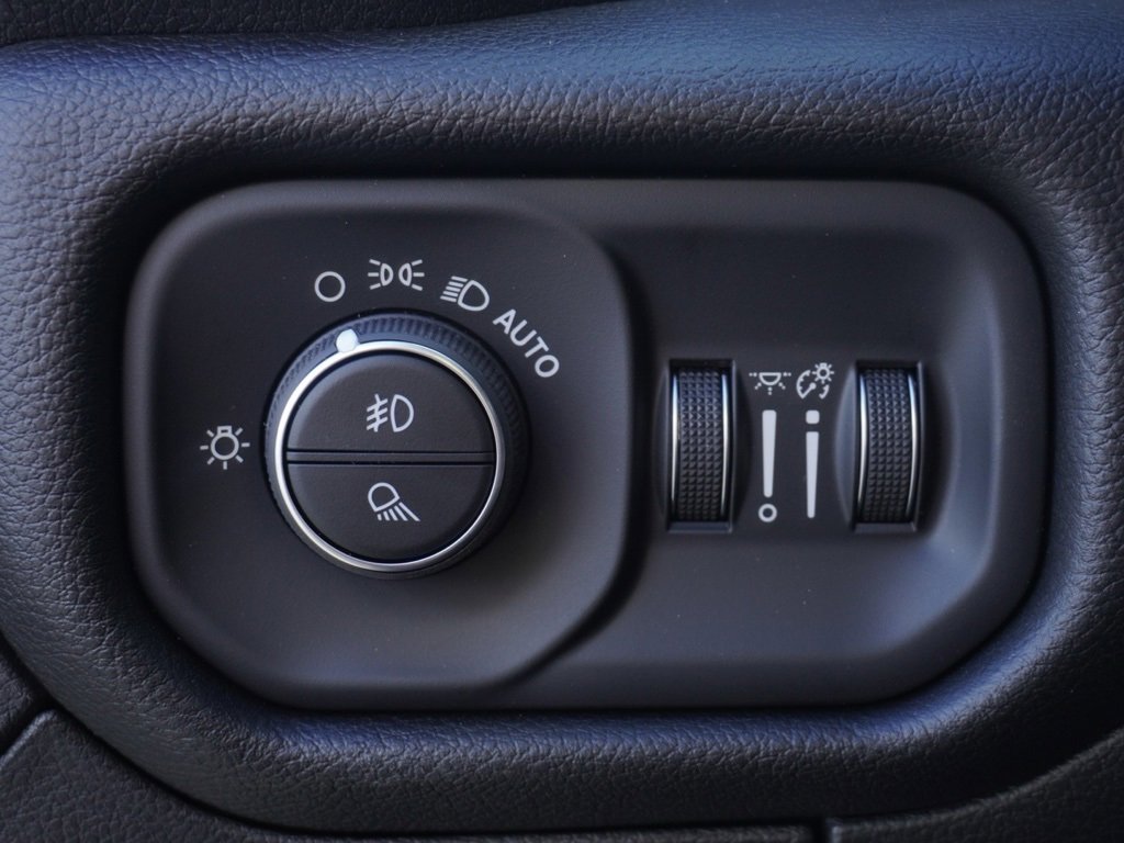 New 2026 RAM 1500 Rebel image 13