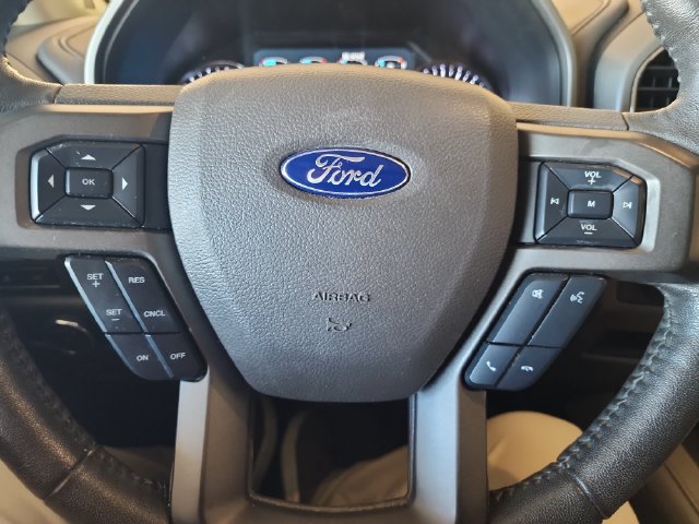 Used 2020 Ford Expedition Max XLT w/ Equipment Group 202A RWD image 15
