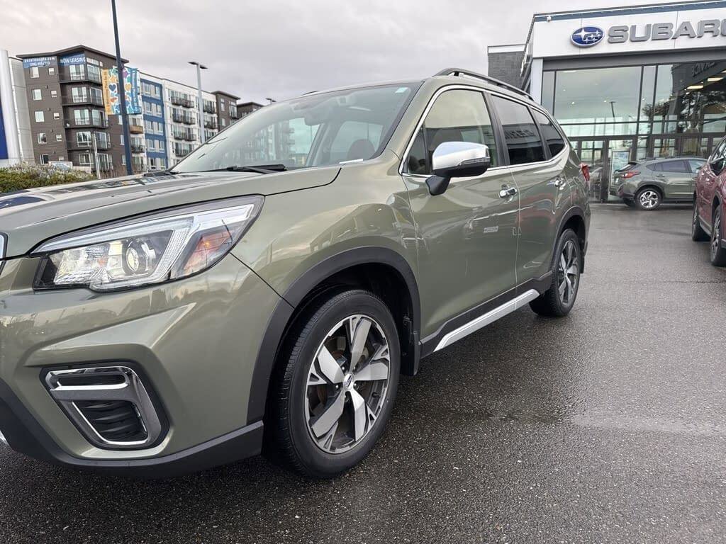 Used 2019 Subaru Forester Touring image 3
