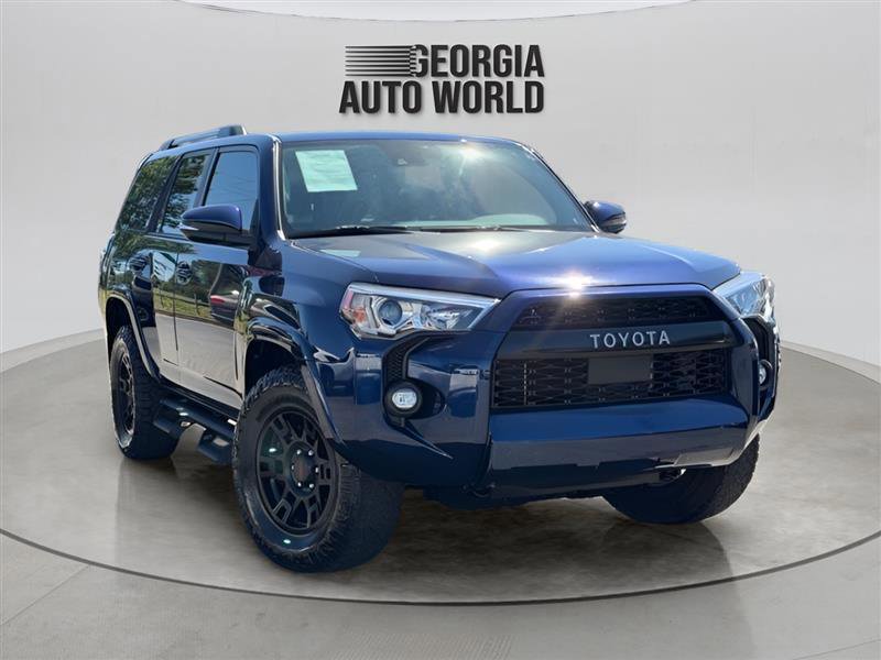 Used 2021 Toyota 4Runner SR5 Premium w/ Moonroof Package RWD image 4
