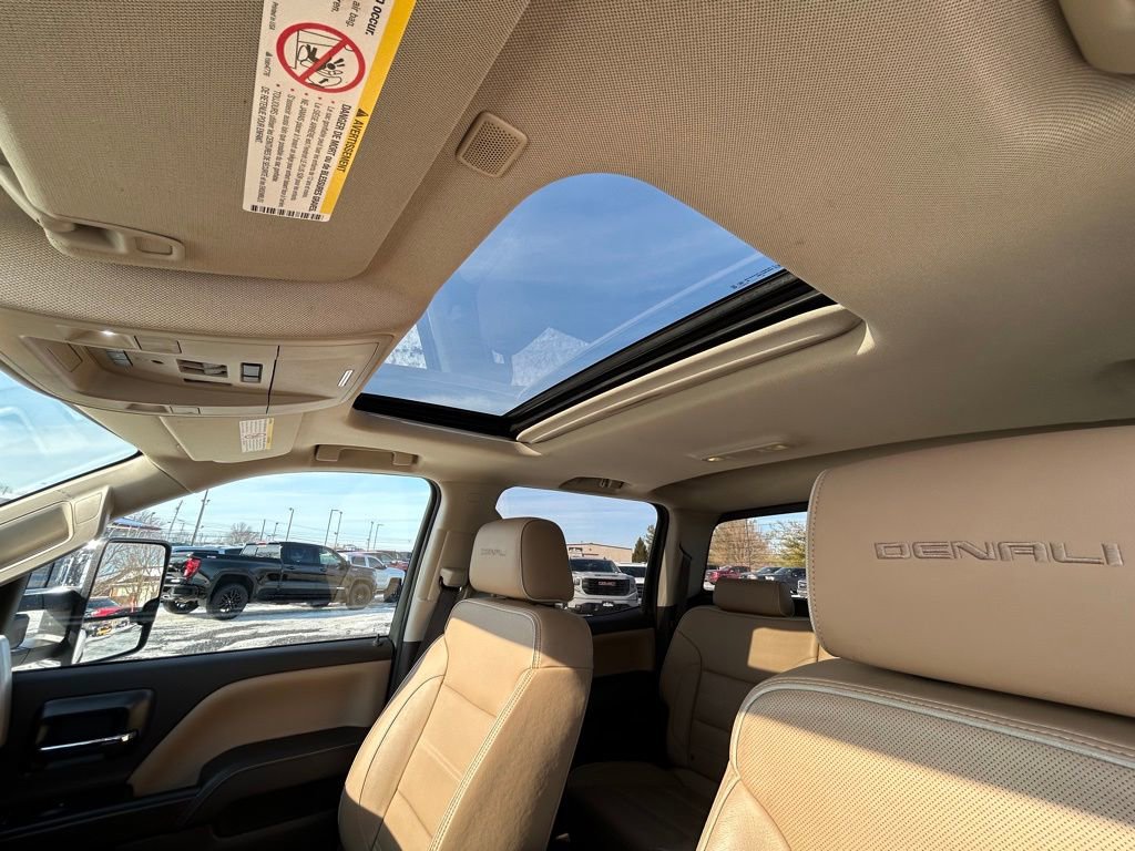 Used 2019 GMC Sierra 3500 Denali w/ Duramax Plus Package image 4