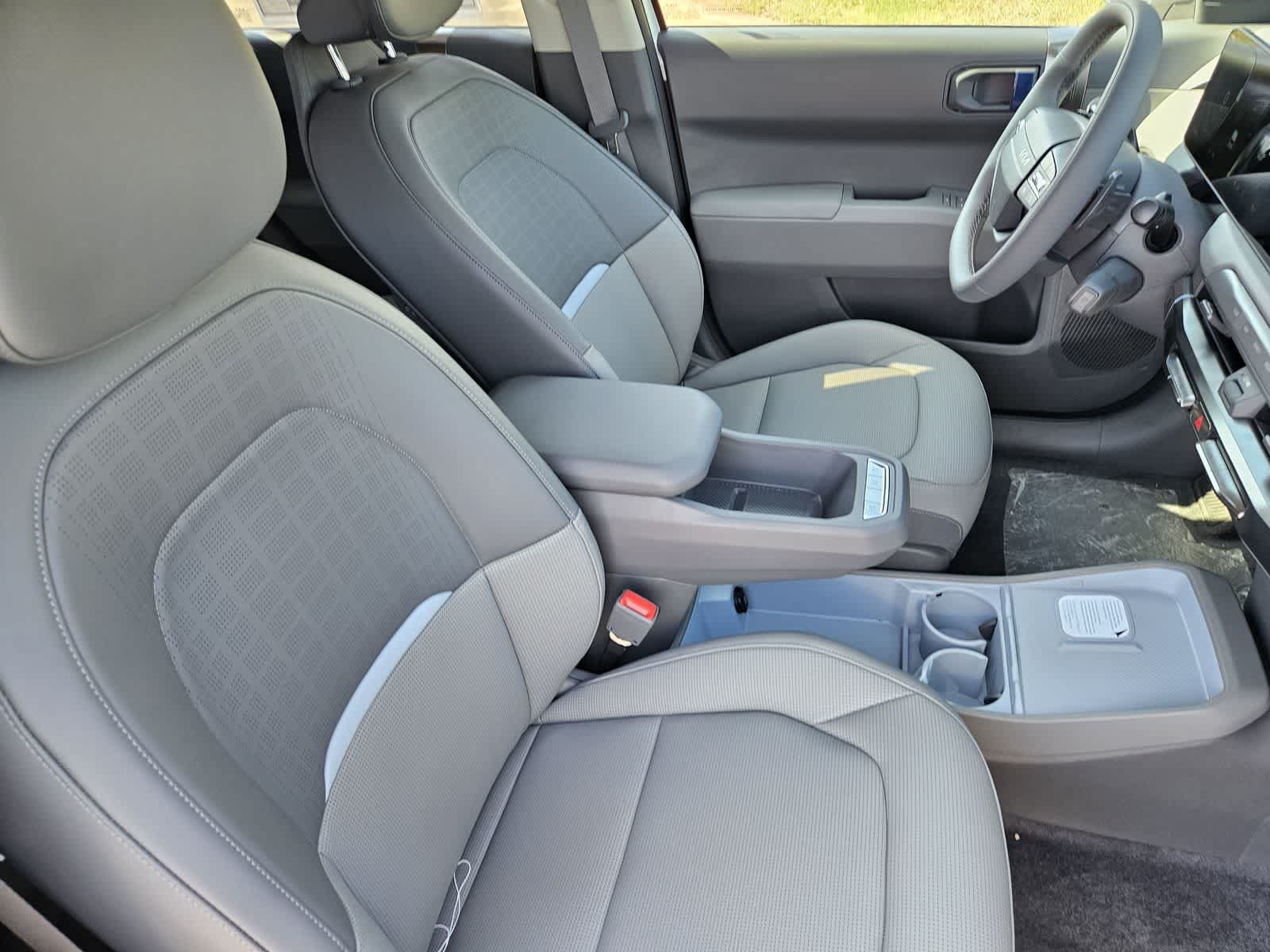 New 2027 Kia EV3 Wind FWD image 10