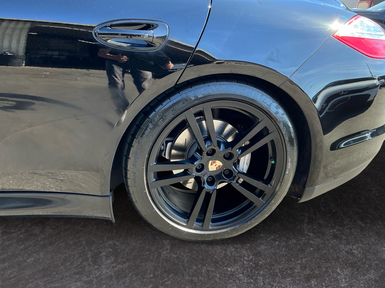 Used 2013 Porsche Panamera S image 9