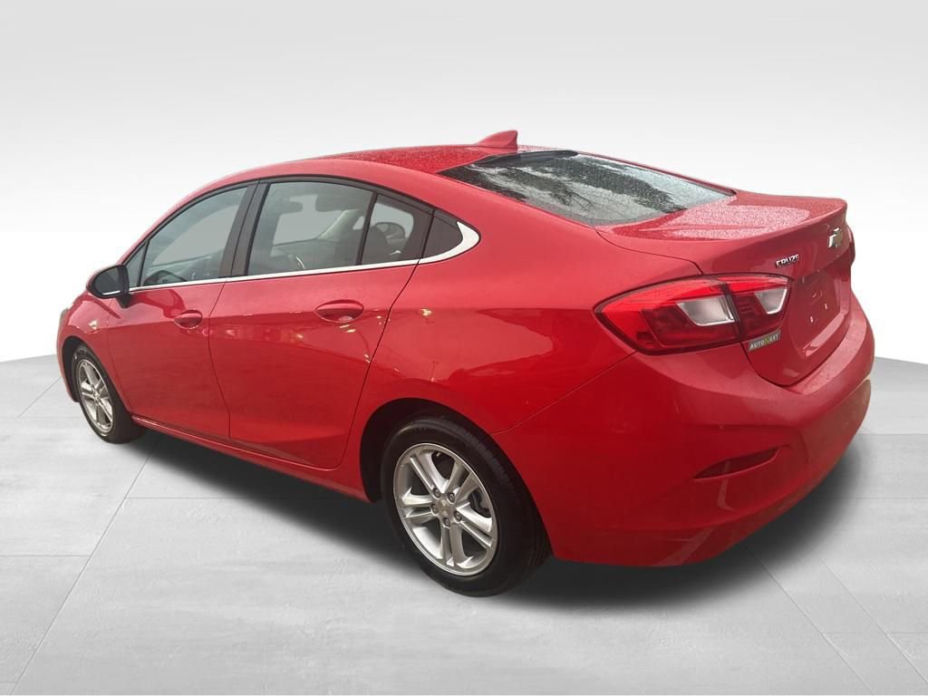 Used 2018 Chevrolet Cruze LT w/ LT Fleet Convenience Package image 8