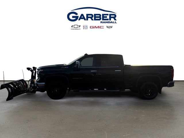 Used 2024 Chevrolet Silverado 2500 LTZ w/ LTZ Plus Package image 2