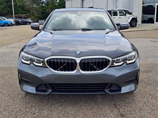 Used 2022 BMW 330e xDrive w/ Premium Package AWD/4WD image 5