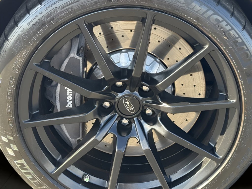 Used 2018 Ford Mustang Shelby GT350 w/ Convenience Package image 40