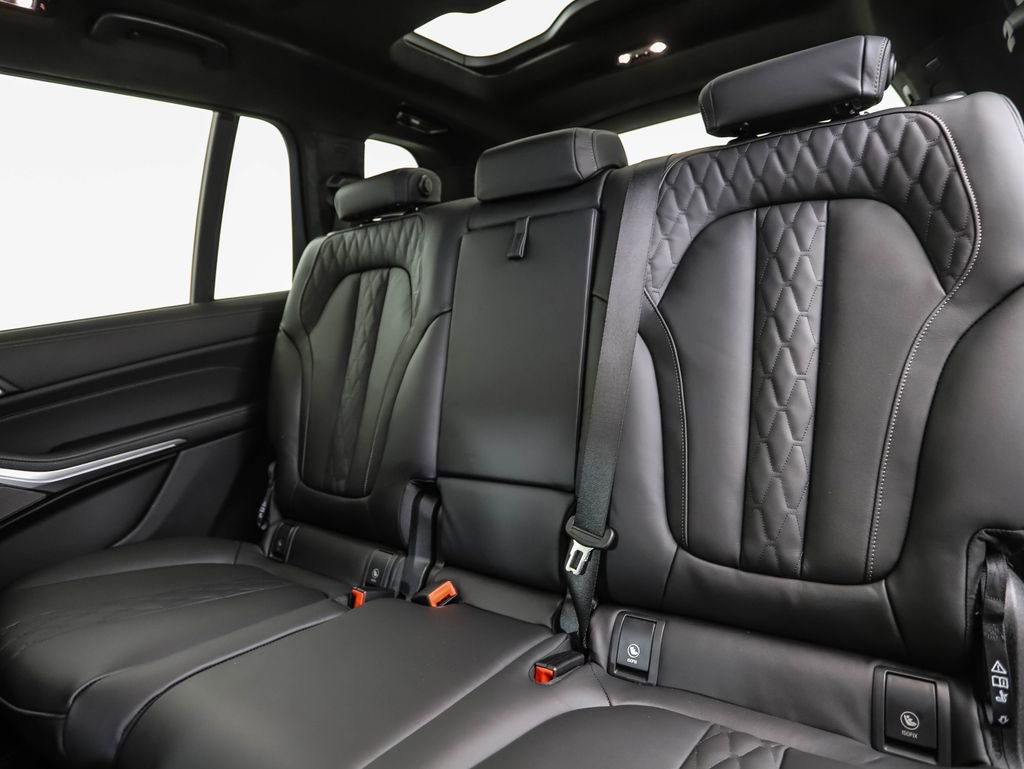 New 2026 BMW X7 M60i AWD/4WD image 23