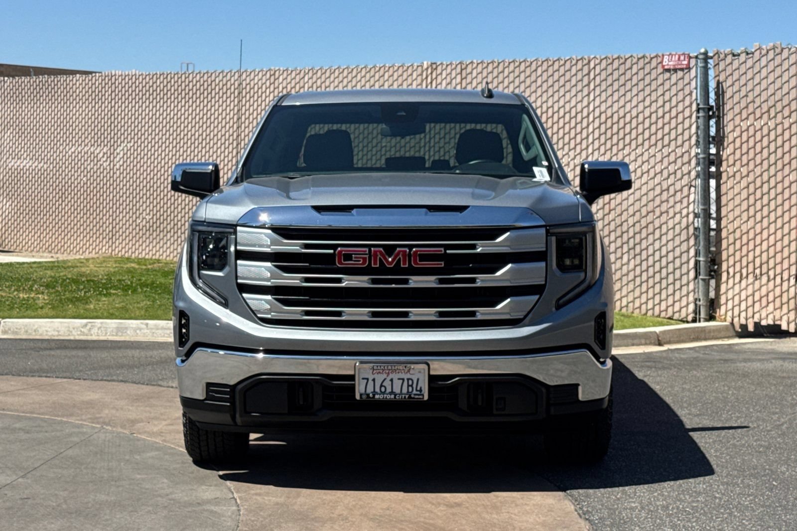 Certified 2024 GMC Sierra 1500 SLE w/ X31 Off-Road Package AWD/4WD image 9