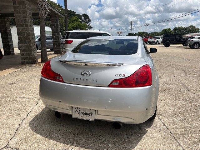 Used 2011 INFINITI G37 Journey w/ Premium Pkg RWD image 5
