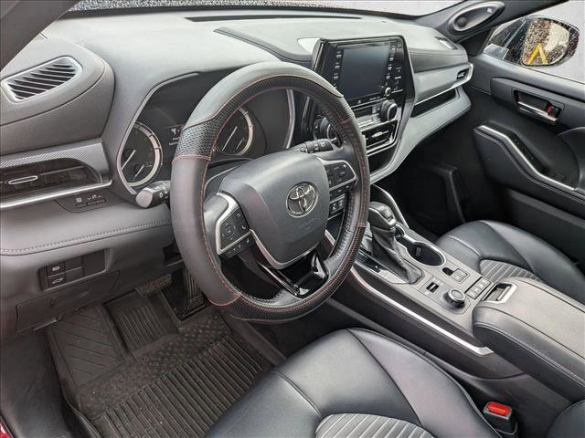 Used 2022 Toyota Highlander XSE image 9