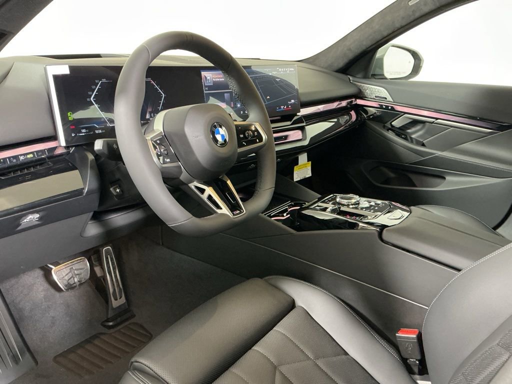 Certified 2026 BMW 540i xDrive w/ Executive Package AWD/4WD image 21