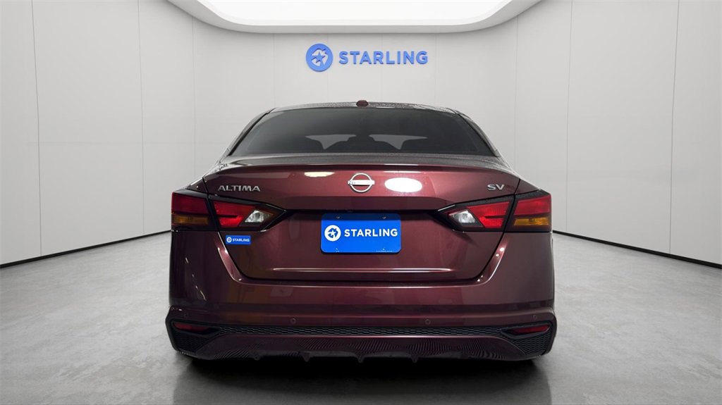 Used 2024 Nissan Altima 2.5 SV image 7