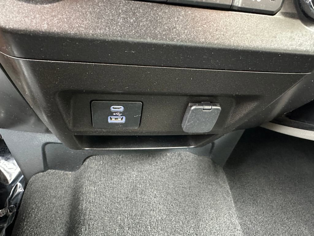 Used 2022 Ford F250 XLT image 24