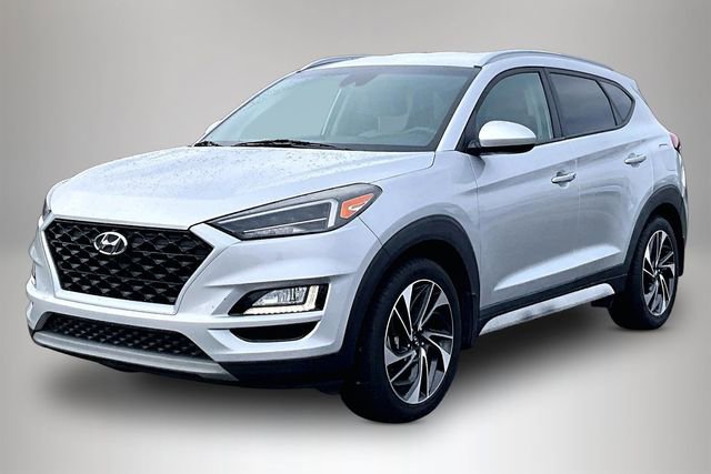 Used 2019 Hyundai Tucson Sport FWD image 2