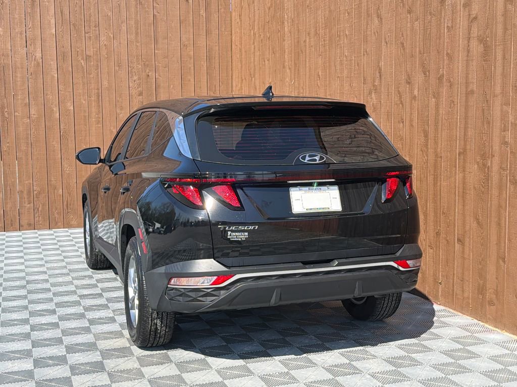 Used 2024 Hyundai Tucson SE image 13