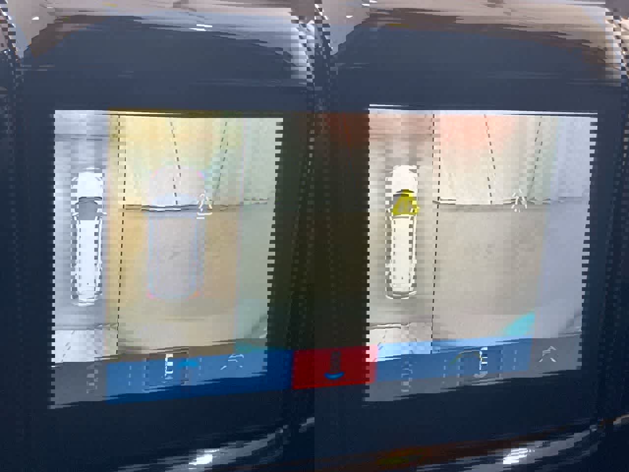 Used 2018 Chevrolet Traverse Premier w/ LPO, Floor Liner Package AWD/4WD image 17