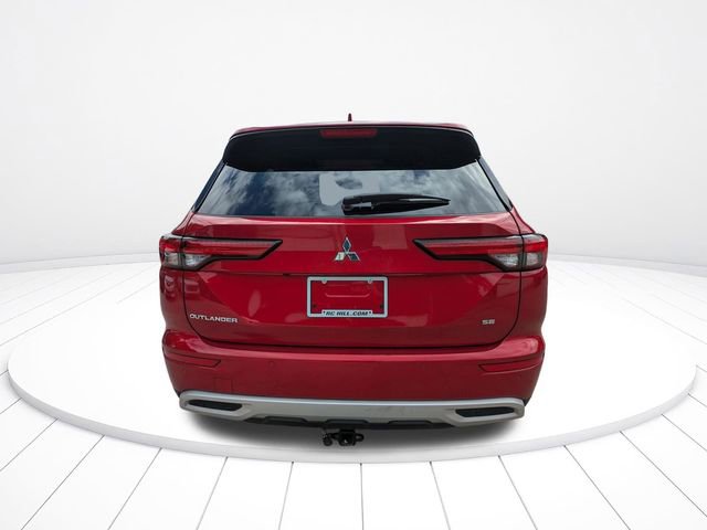 Used 2024 Mitsubishi Outlander SE image 5