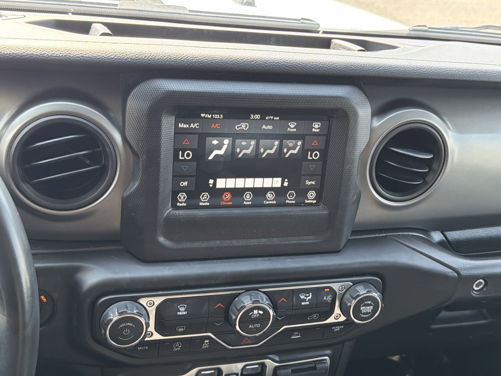 Used 2022 Jeep Wrangler Unlimited Sport image 20