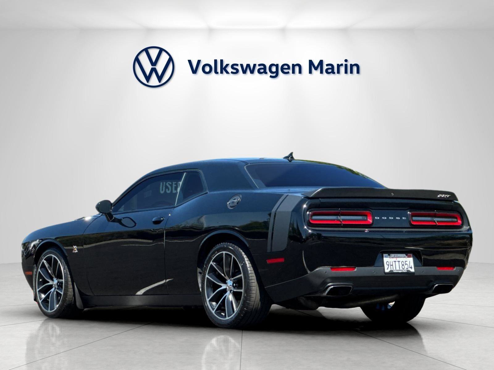 Used 2016 Dodge Challenger R/T Scat Pack RWD image 3