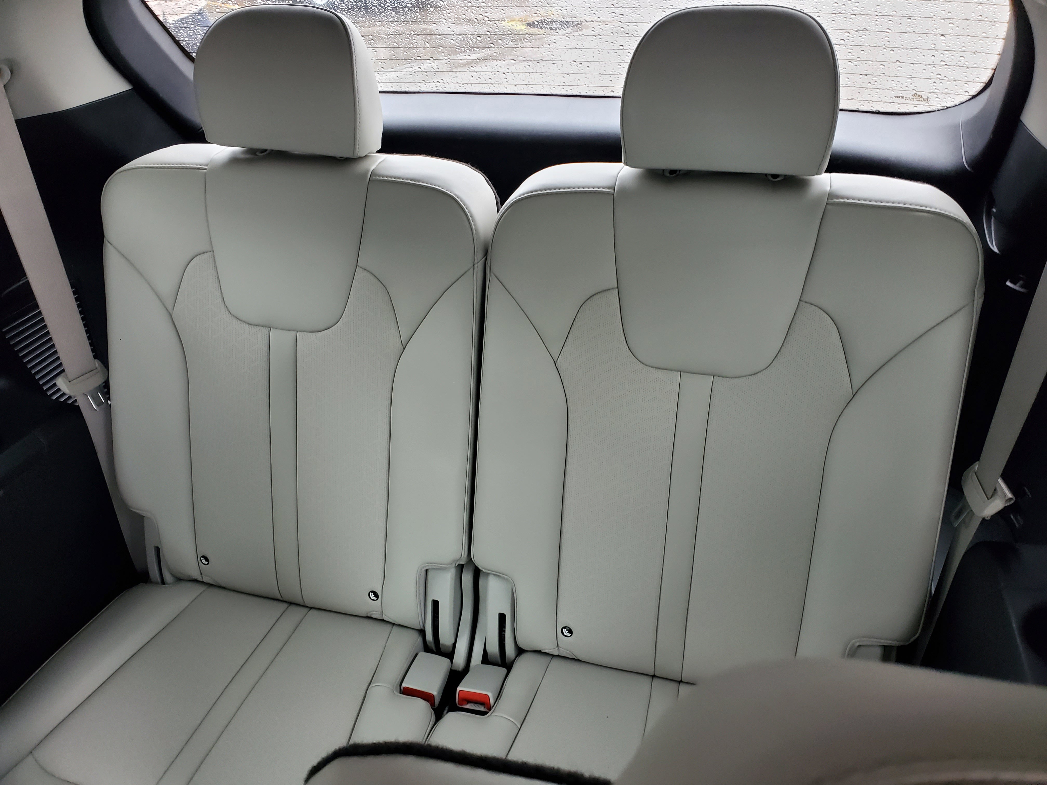 Used 2021 Kia Sorento S FWD image 14