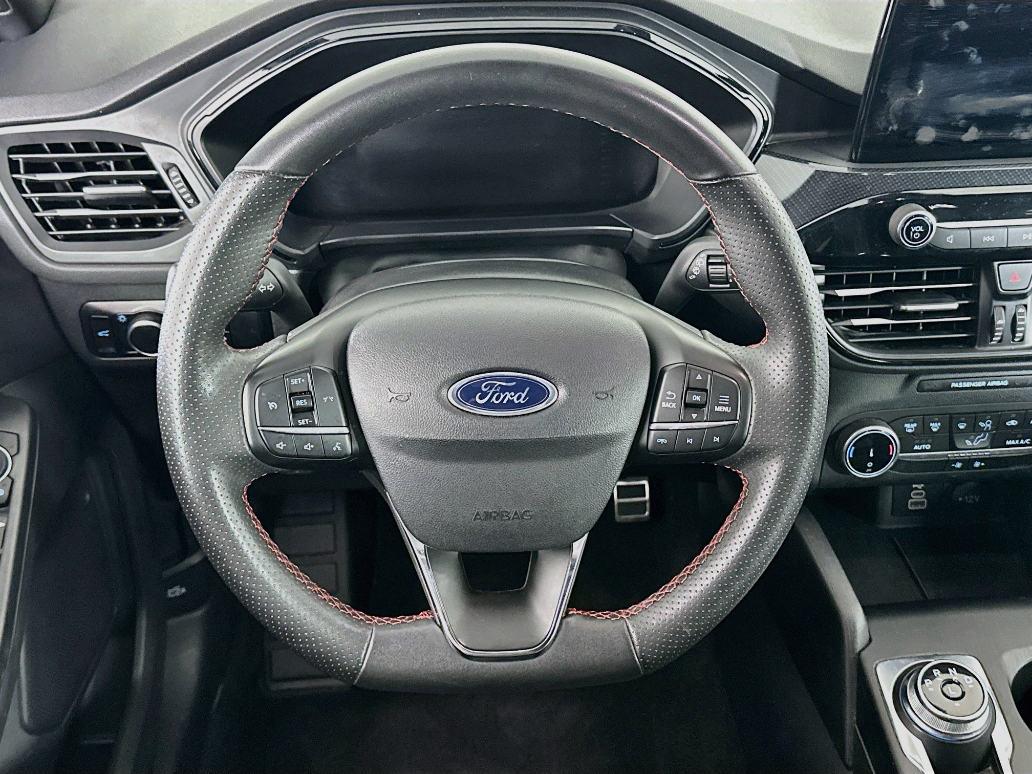 Used 2024 Ford Escape ST-Line FWD image 18