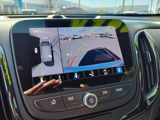 Certified 2022 Chevrolet Equinox RS w/ Infotainment Package FWD image 20