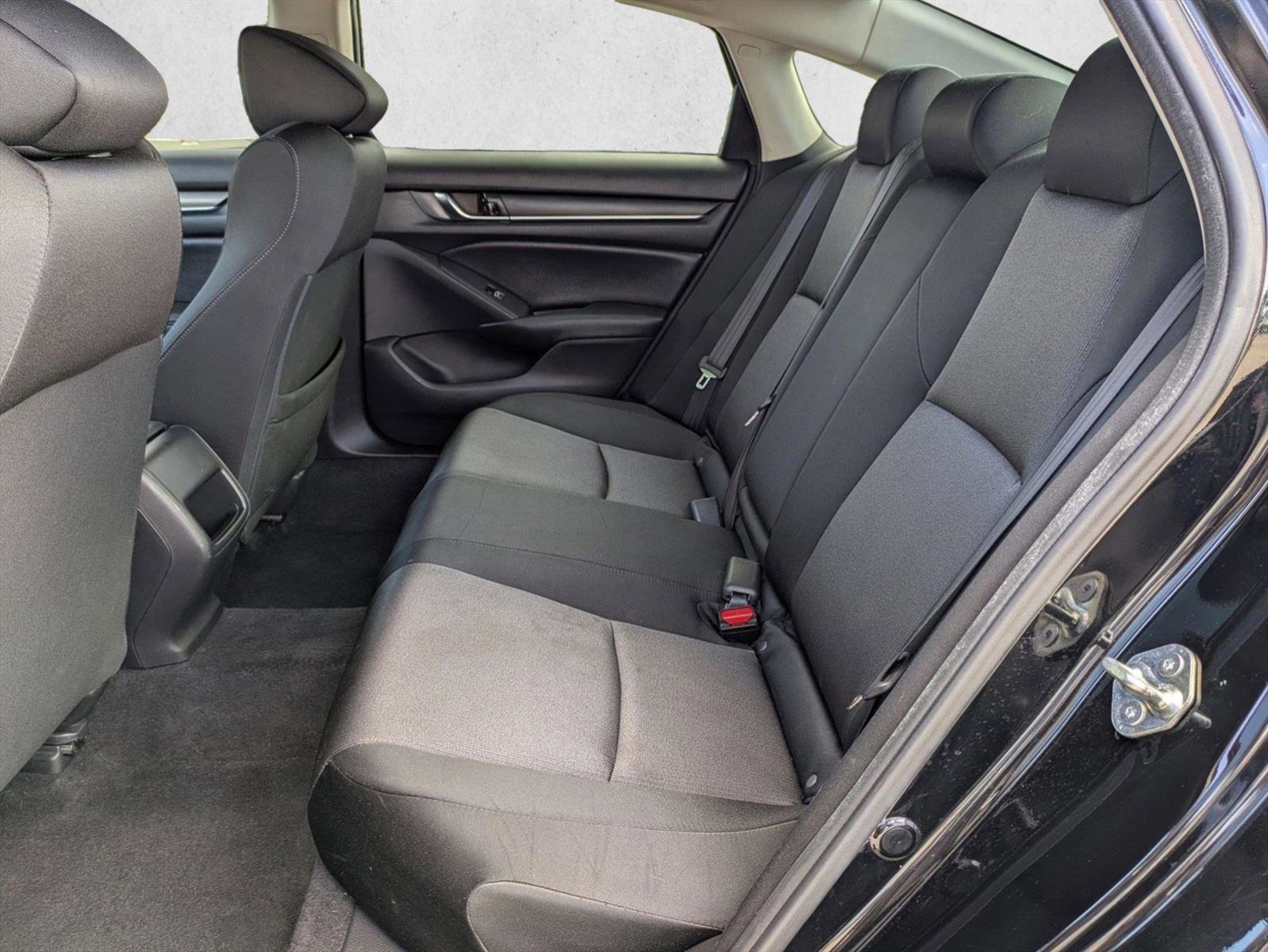 Used 2020 Honda Accord LX image 17