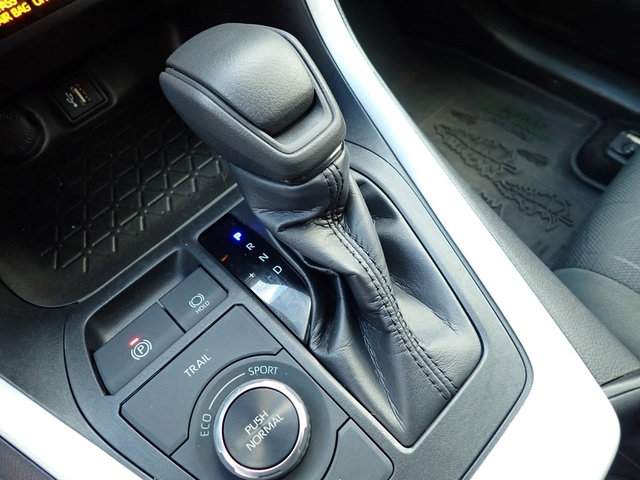 Used 2023 Toyota RAV4 WOODLAND EDITION image 20