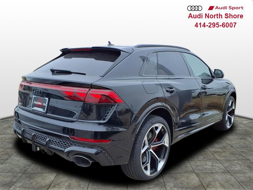 New 2026 Audi RS Q8 performance image 3