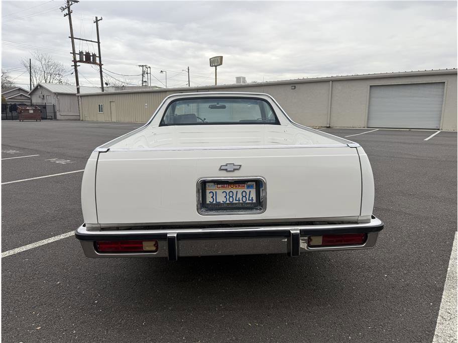 Used 1987 Chevrolet El Camino V8 image 6