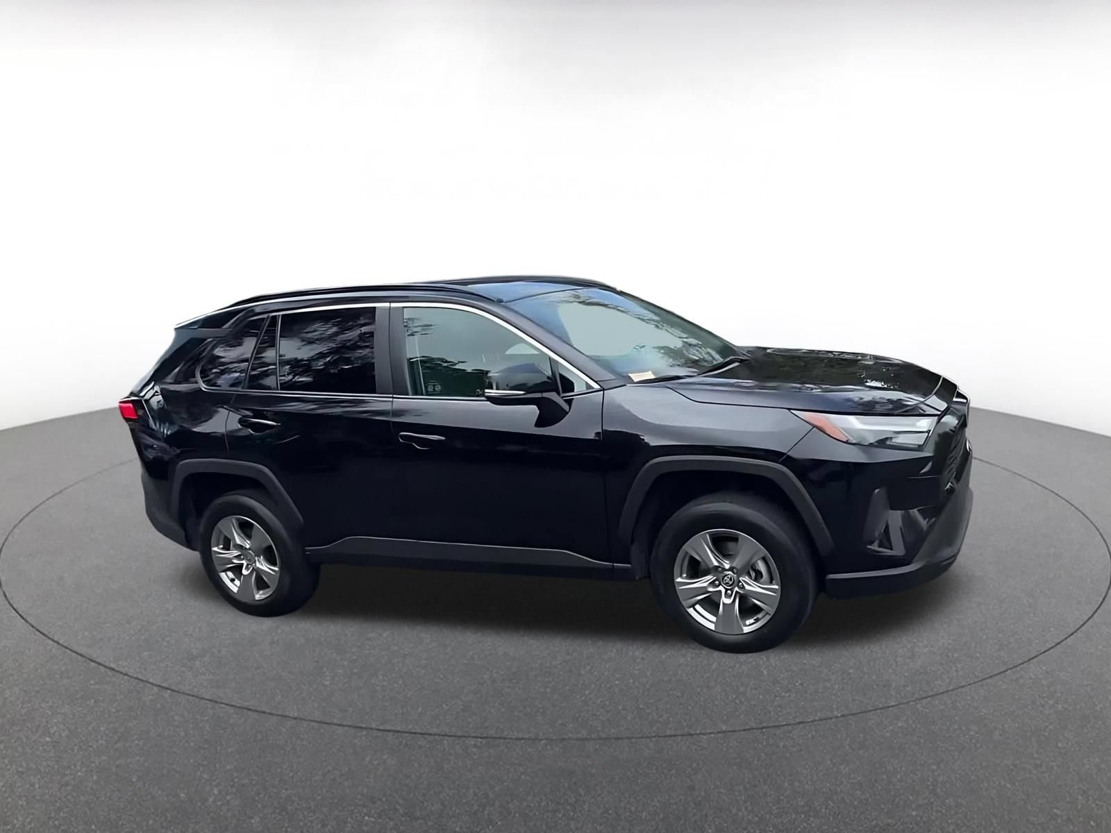 Used 2024 Toyota RAV4 XLE w/ Convenience Package AWD/4WD image 2