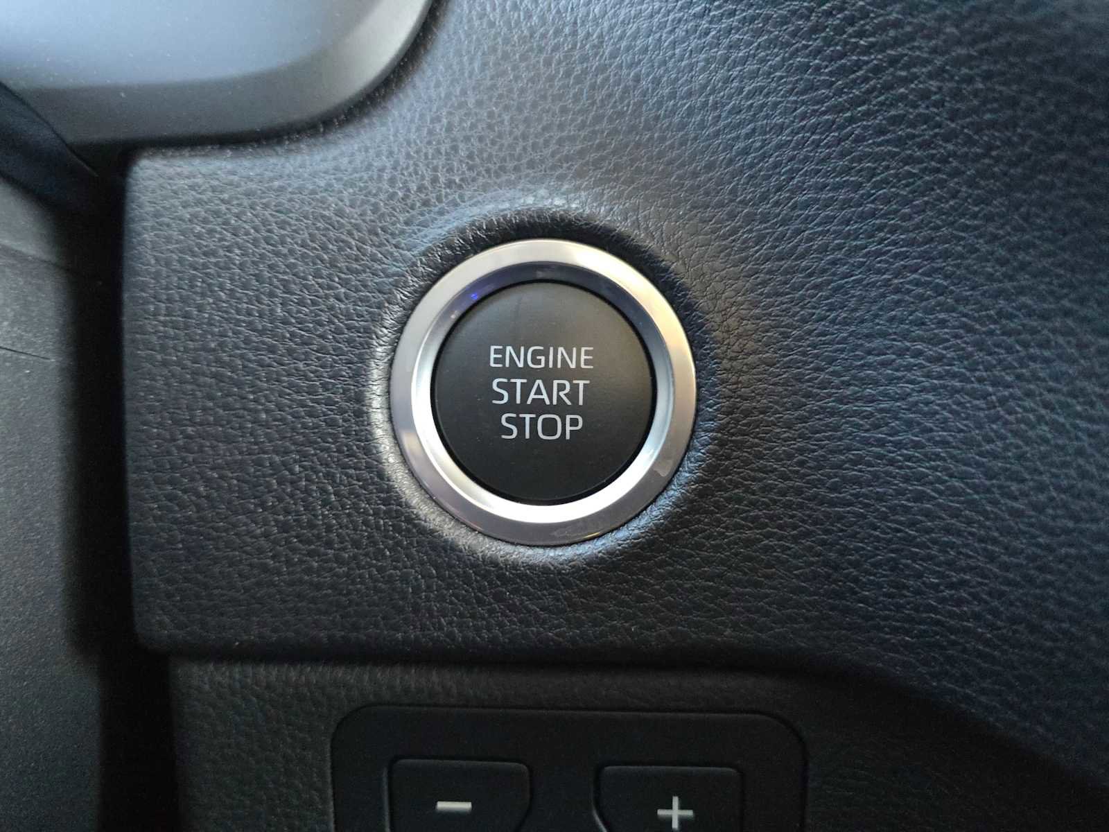 Used 2024 Toyota Tundra SR5 image 31